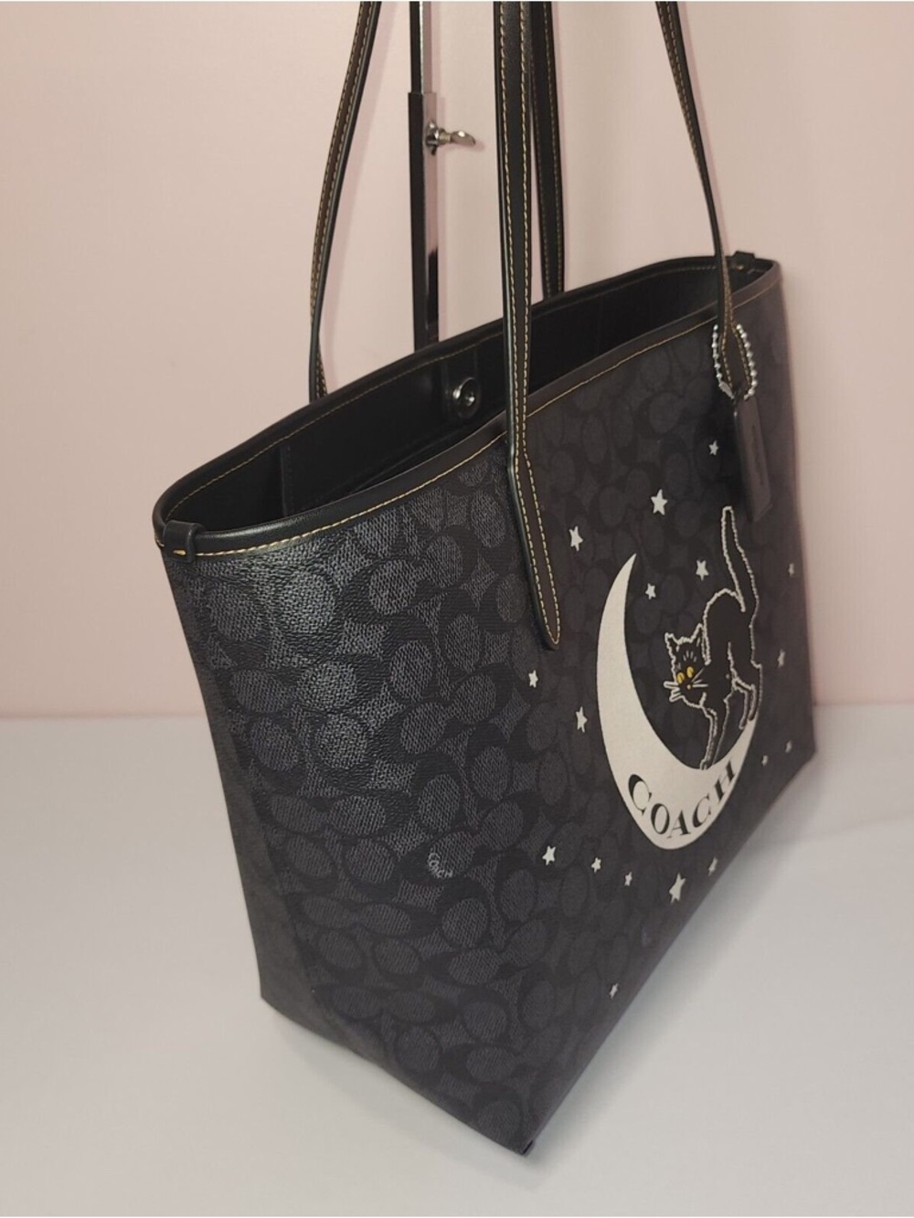 Coach Tote In Signature Canvas With Halloween Graphic Bag Purse - Picture 3 of 6